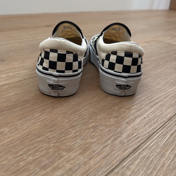 Vans Platforn Checker Slip Ons - Picture 3 of 4
